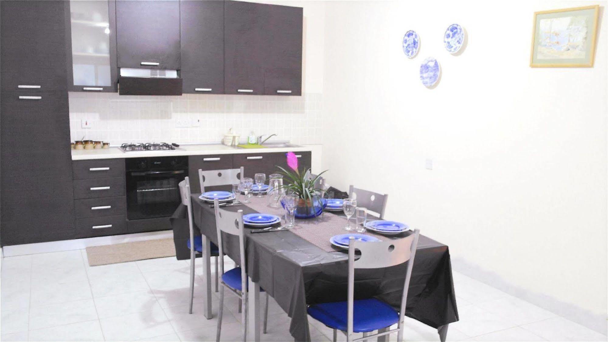 Blue Holiday Gozo Marsalforn Ngoại thất bức ảnh
